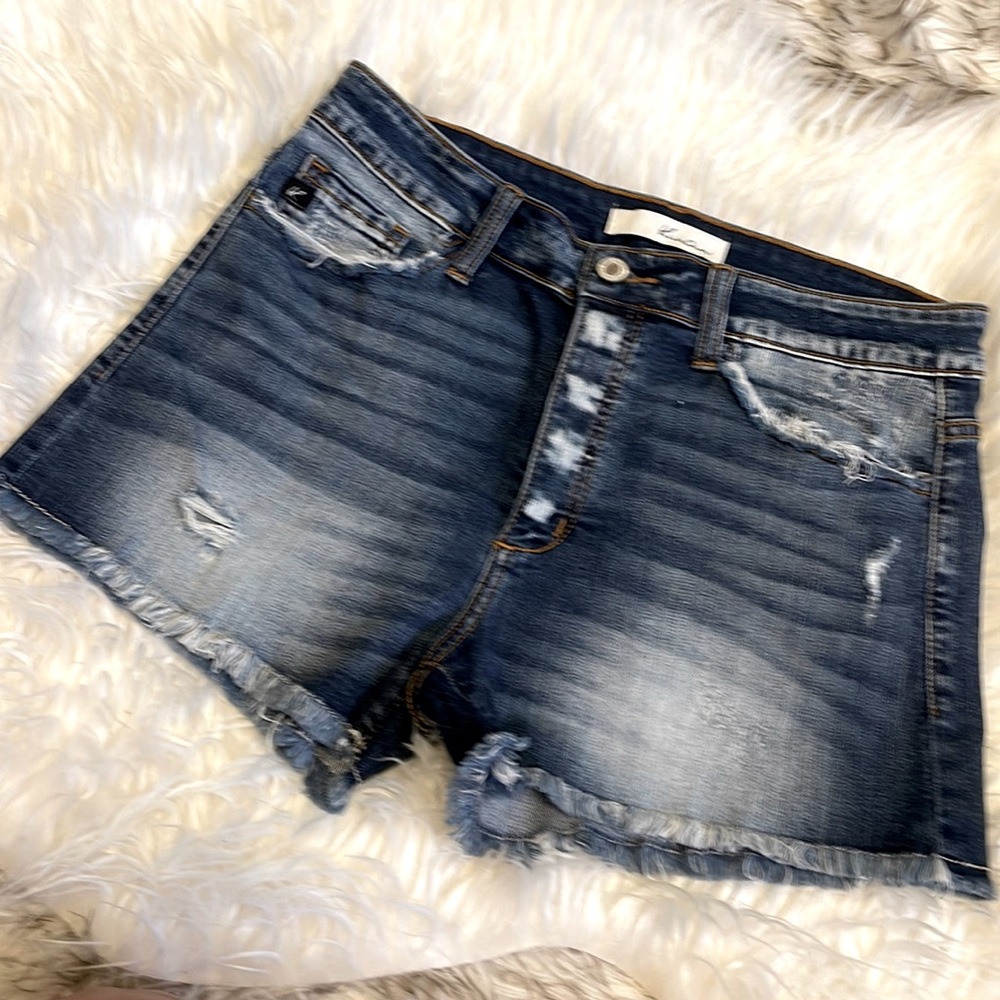 KanCan Distressed Jean Shorts- SZ 28